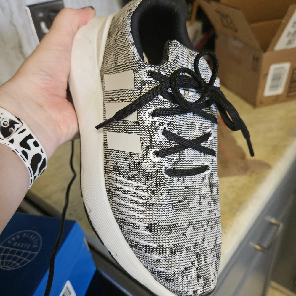 Boys 3.5y shoes